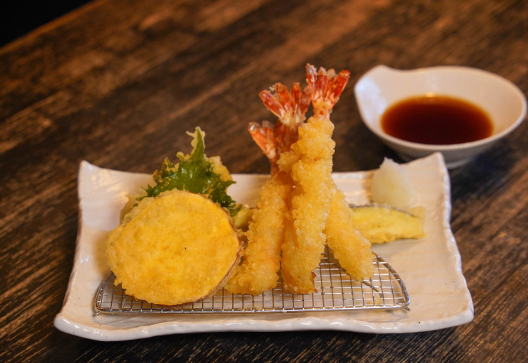 一番人気!海老天と野菜天の盛り合わせ