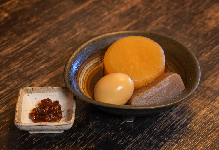 蕎麦屋のおでん 定番三種盛り