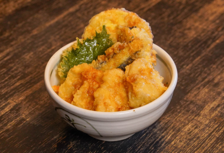 【ディナー限定】そば屋のとり天丼